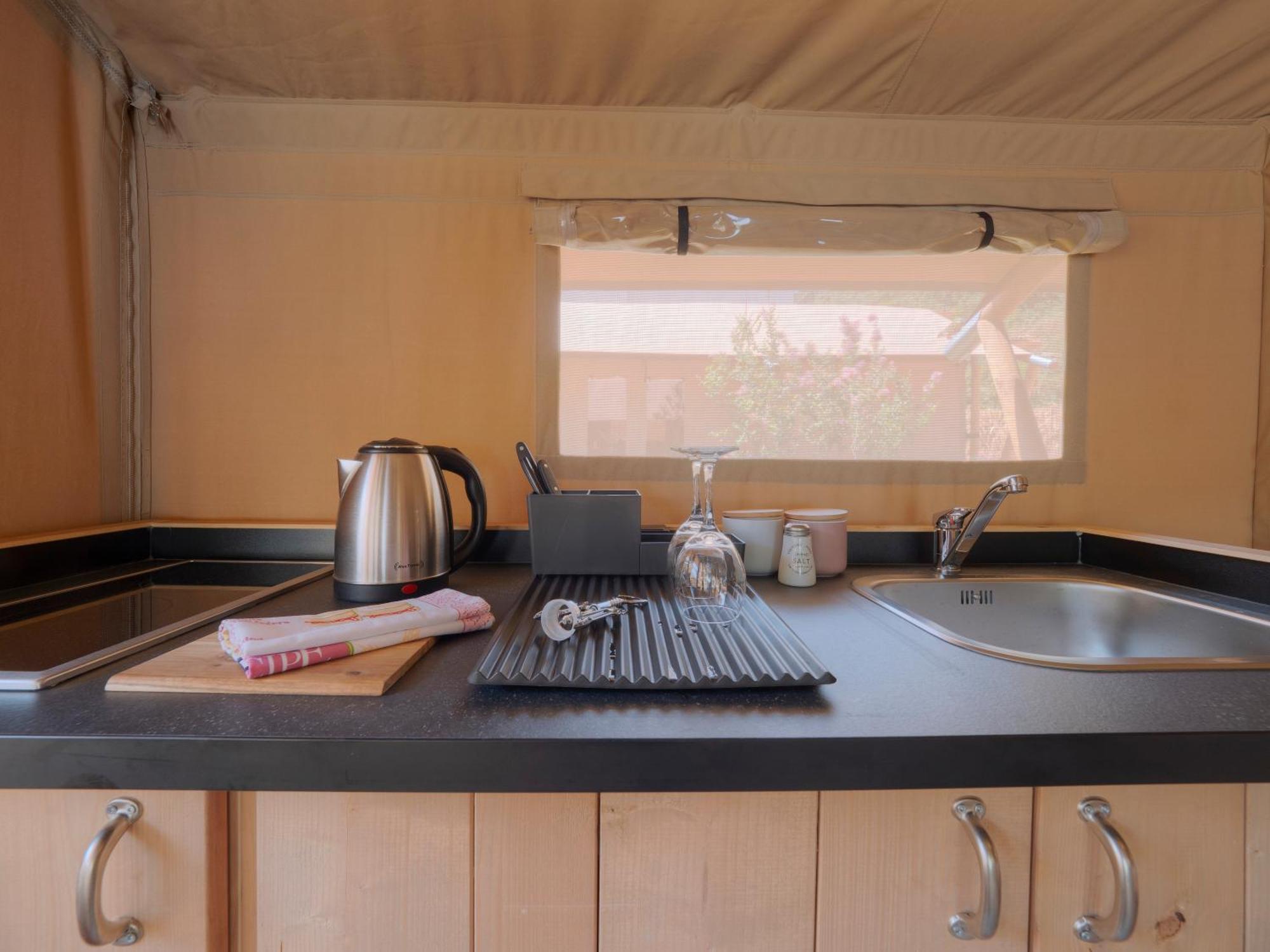 מלון קוטור Sea Glamping מראה חיצוני תמונה