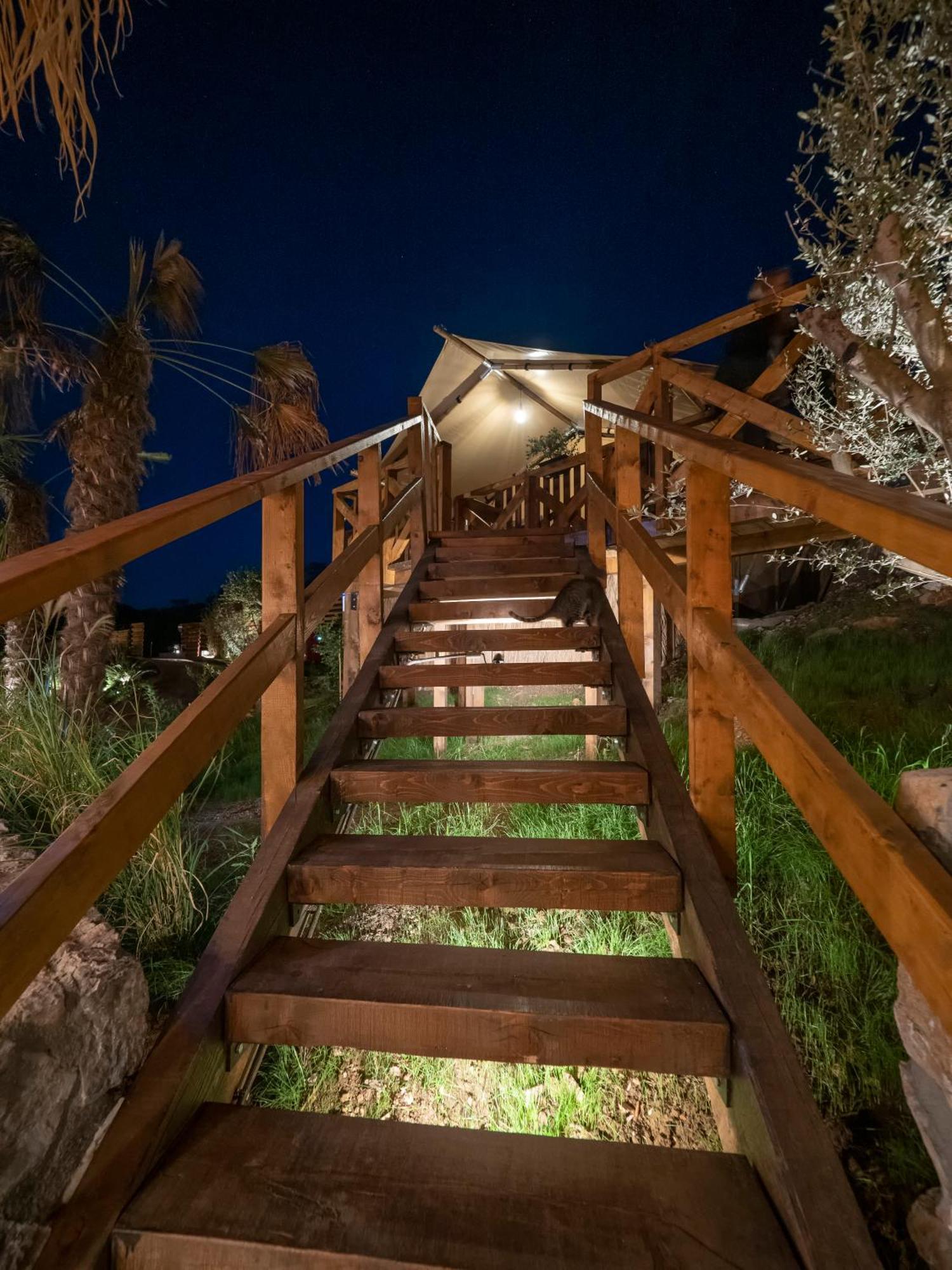 מלון קוטור Sea Glamping מראה חיצוני תמונה